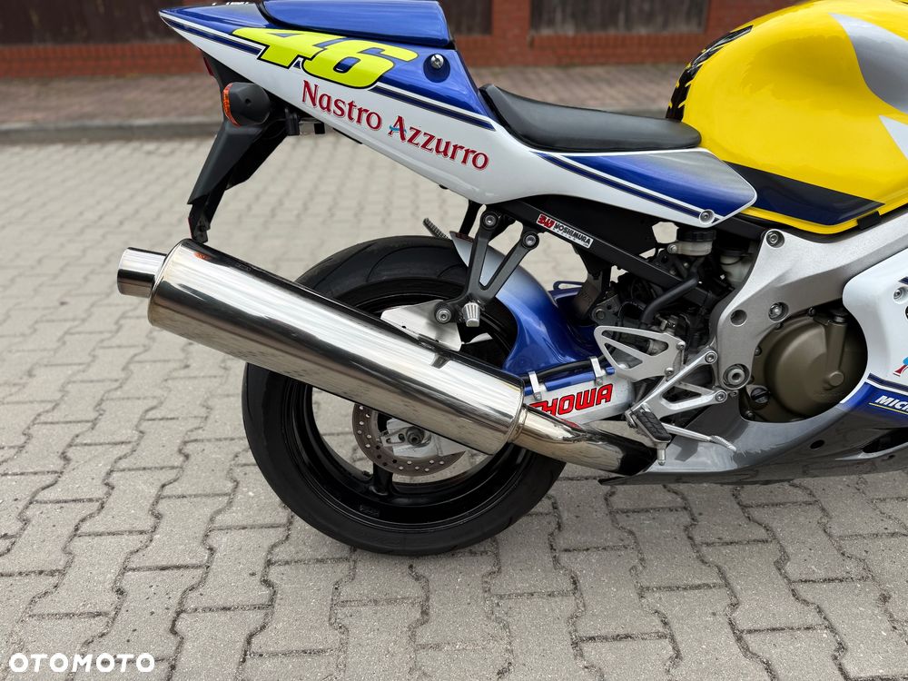 Honda CBR - 11