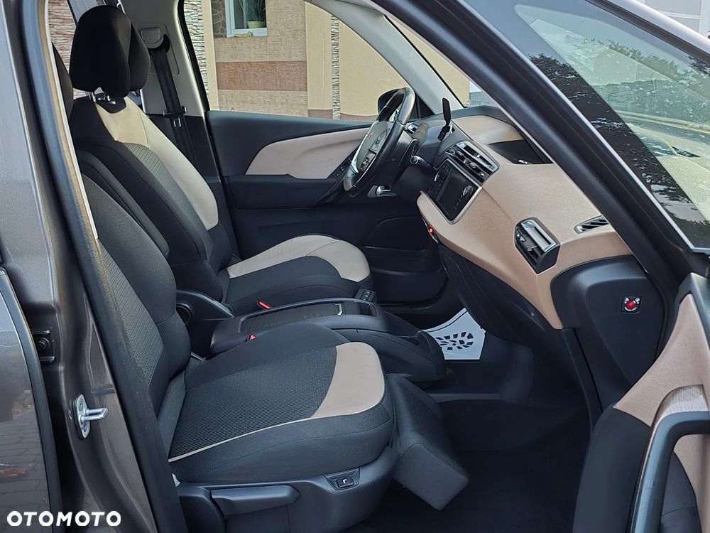 Citroën C4 Picasso - 26