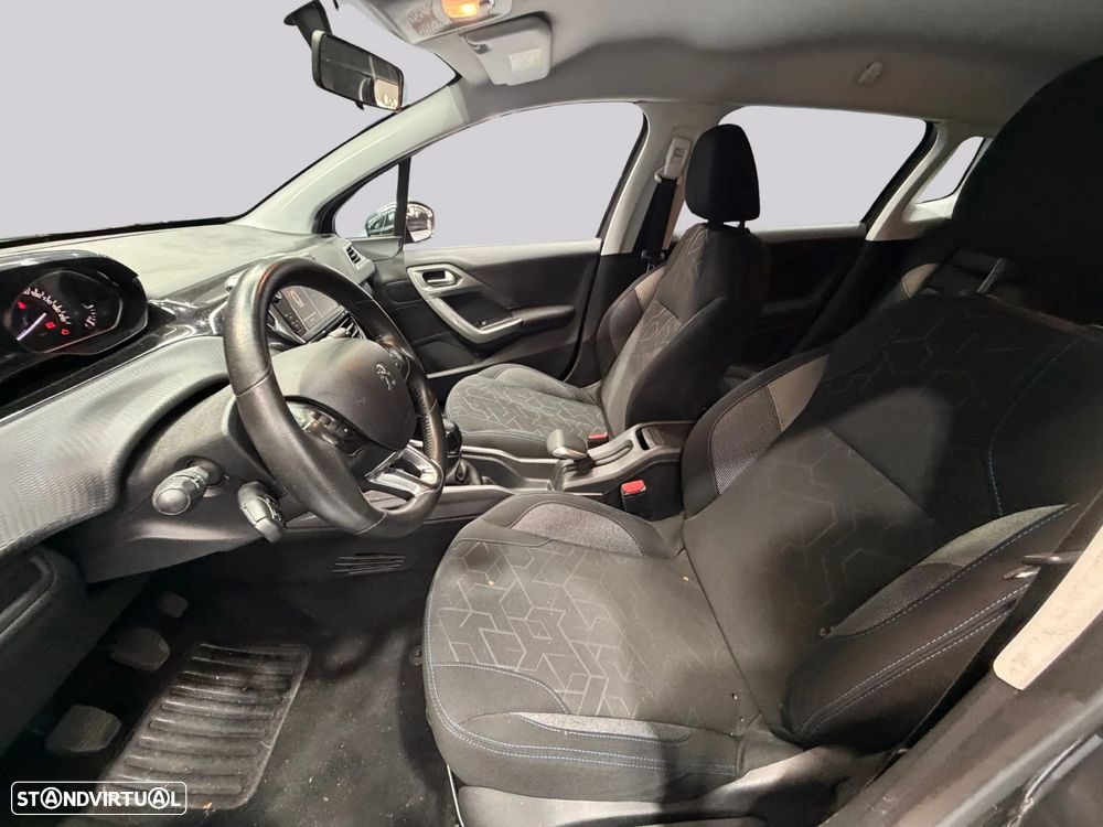 Peugeot 2008 - 16