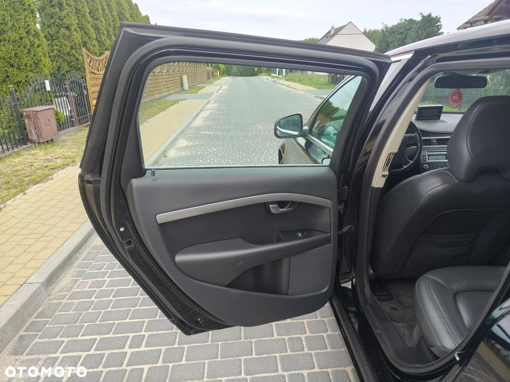 Volvo V70 2.0D Momentum - 21