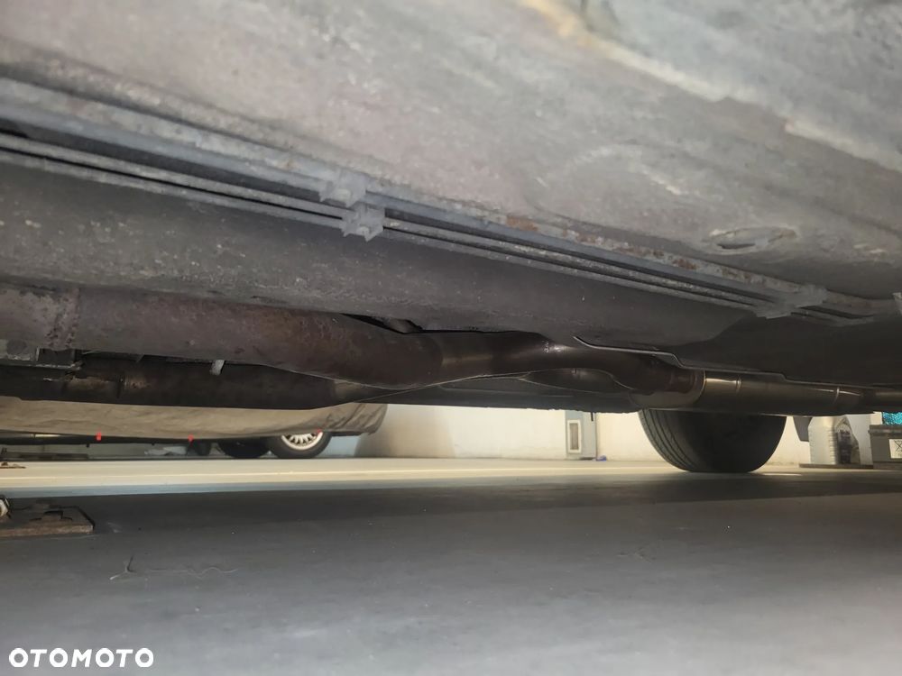 BMW Seria 5 - 21