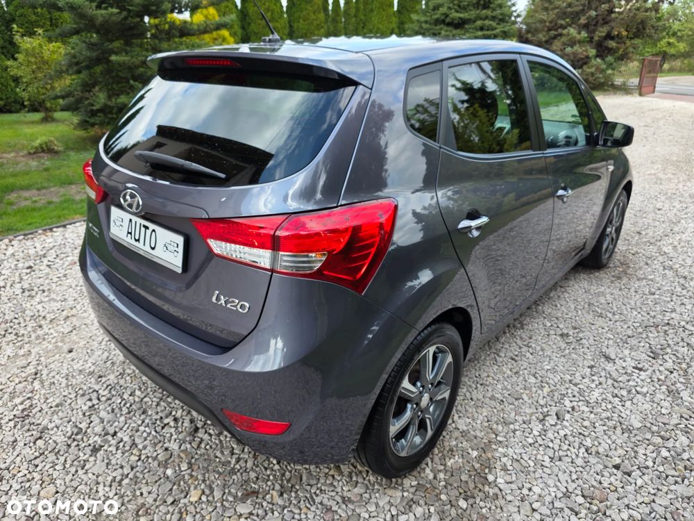 Hyundai ix20 - 7