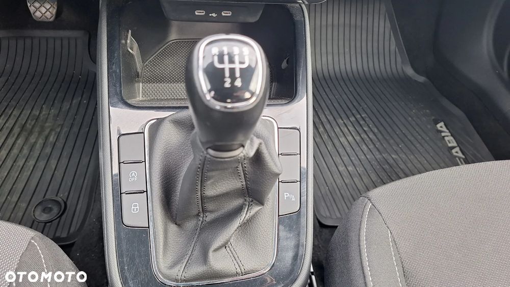 Skoda Fabia 1.0 TSI Ambition - 15