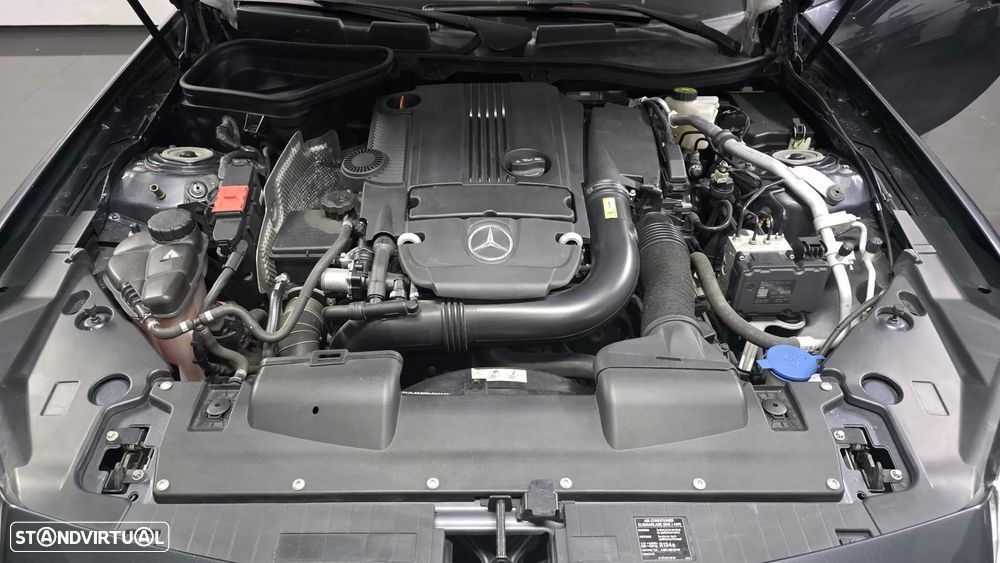 Mercedes-Benz SLK 250 (BlueEFFICIENCY) 7G-TRONIC - 52