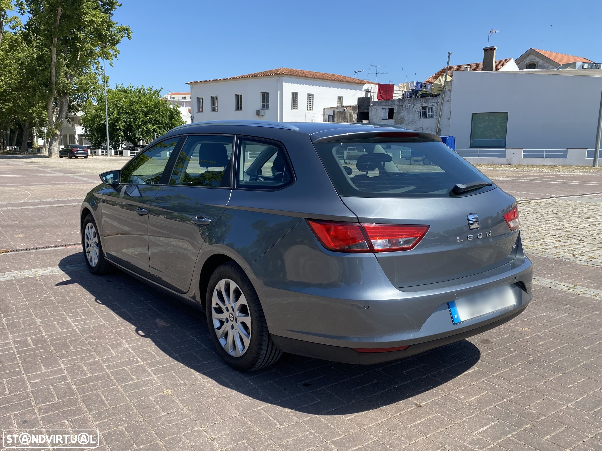 SEAT Leon ST 1.6 TDI Style Ecomotive - 15