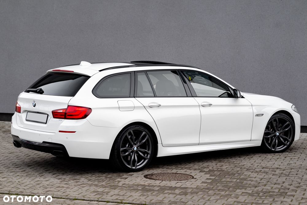 BMW Seria 5 M550d xDrive - 13