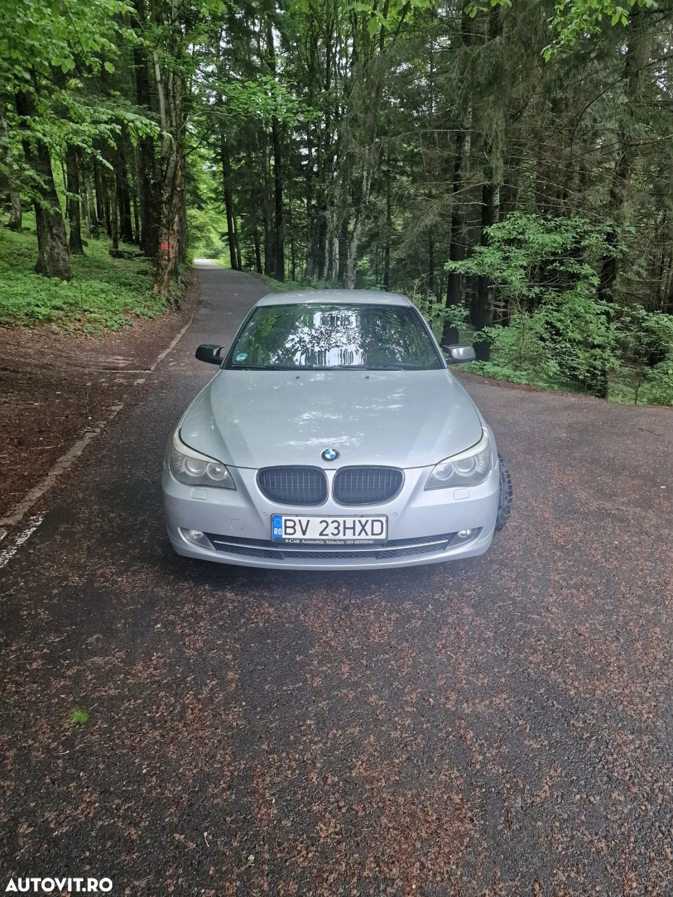 BMW Seria 5 520i - 1