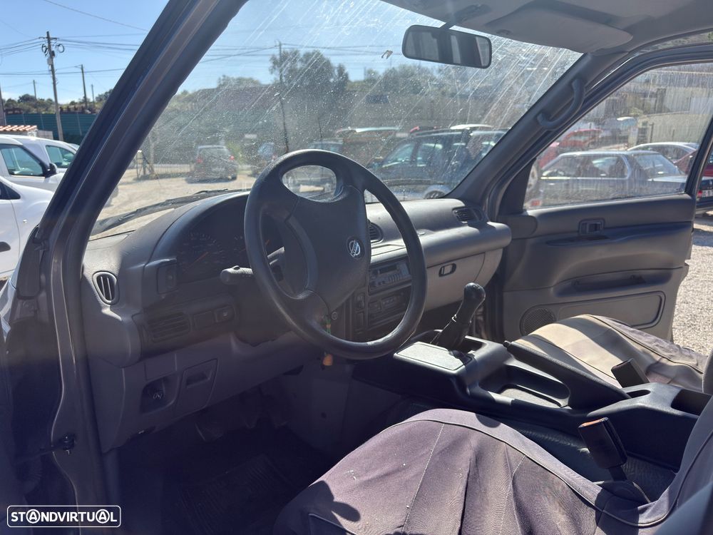 Nissan Vanette Cargo 2.3 D SLX - 8