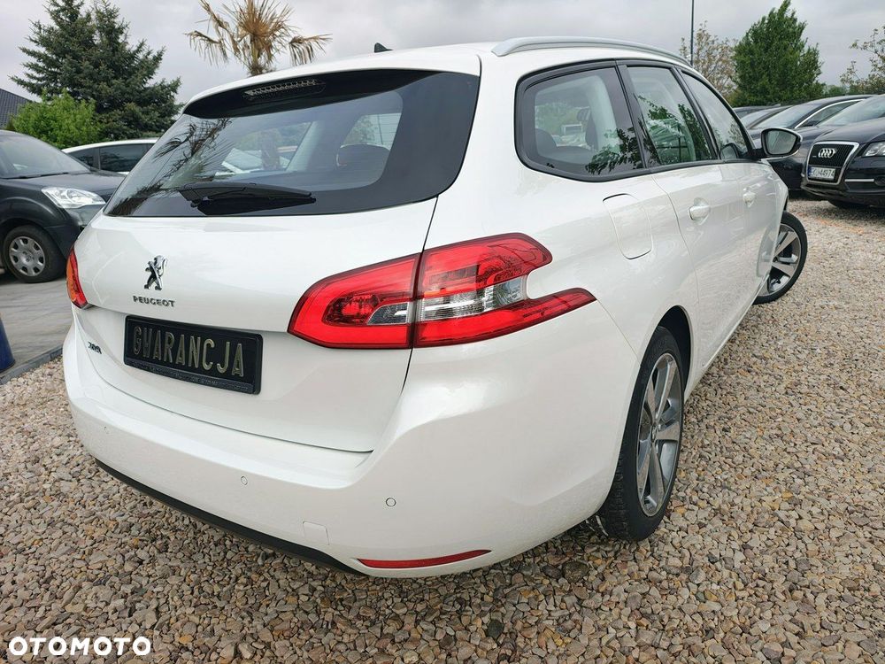 Peugeot 308 - 24