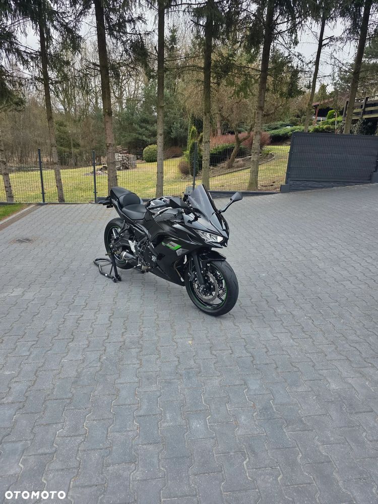 Kawasaki Ninja - 5