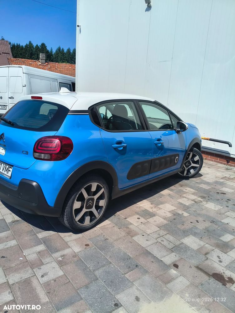 Citroën C3 1.2 PureTech BVM Shine - 2
