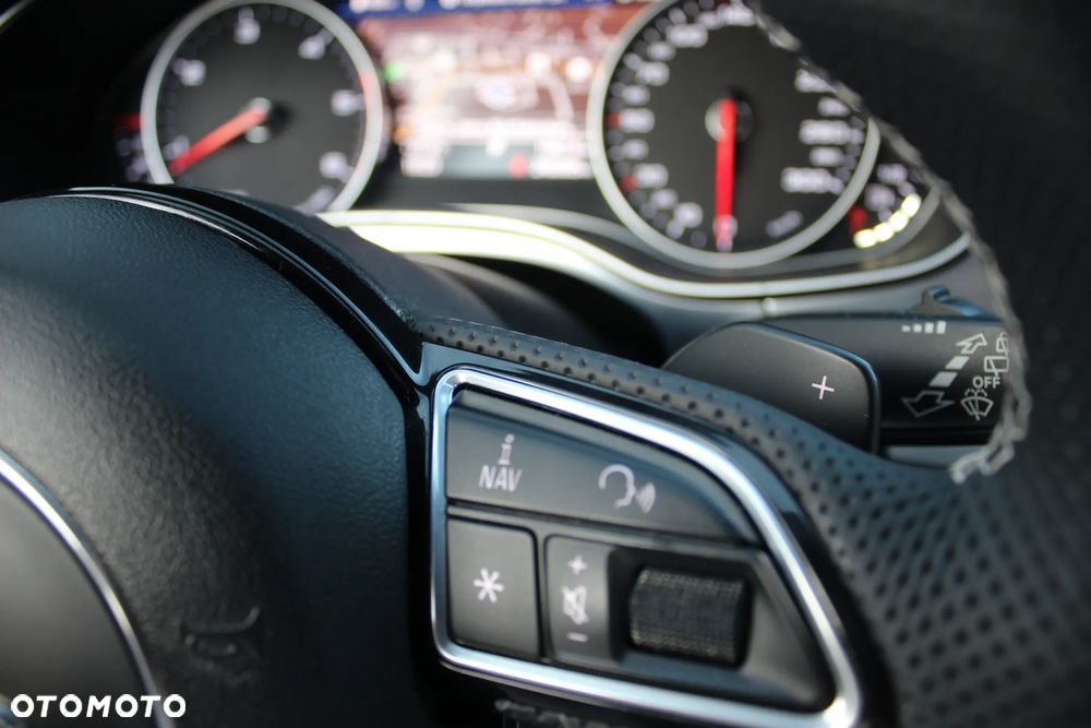 Audi A6 Avant 3.0 TDI quattro S tronic - 19