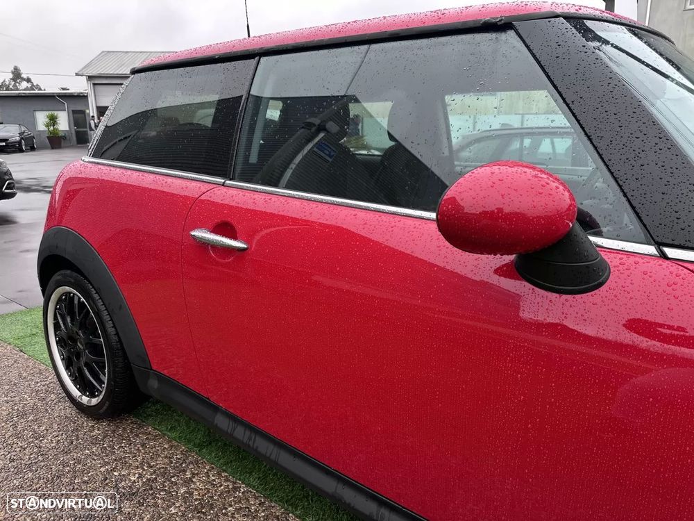 MINI 3 Portas One 1.4 - 19