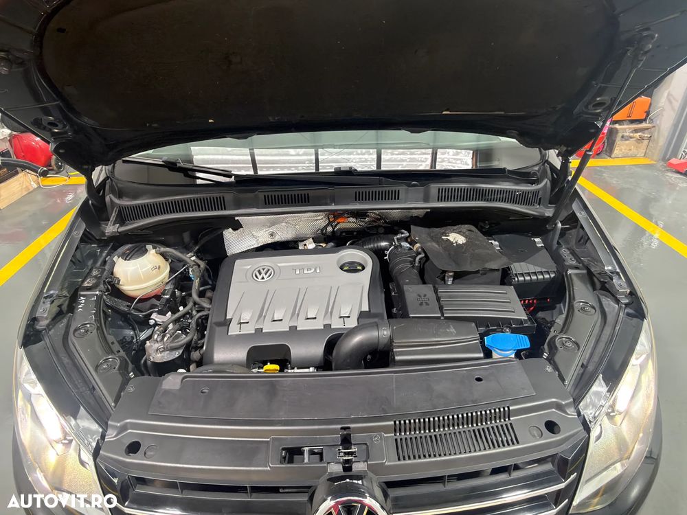 Volkswagen Sharan 2.0 TDI DSG BlueMotion Technology Highline - 25