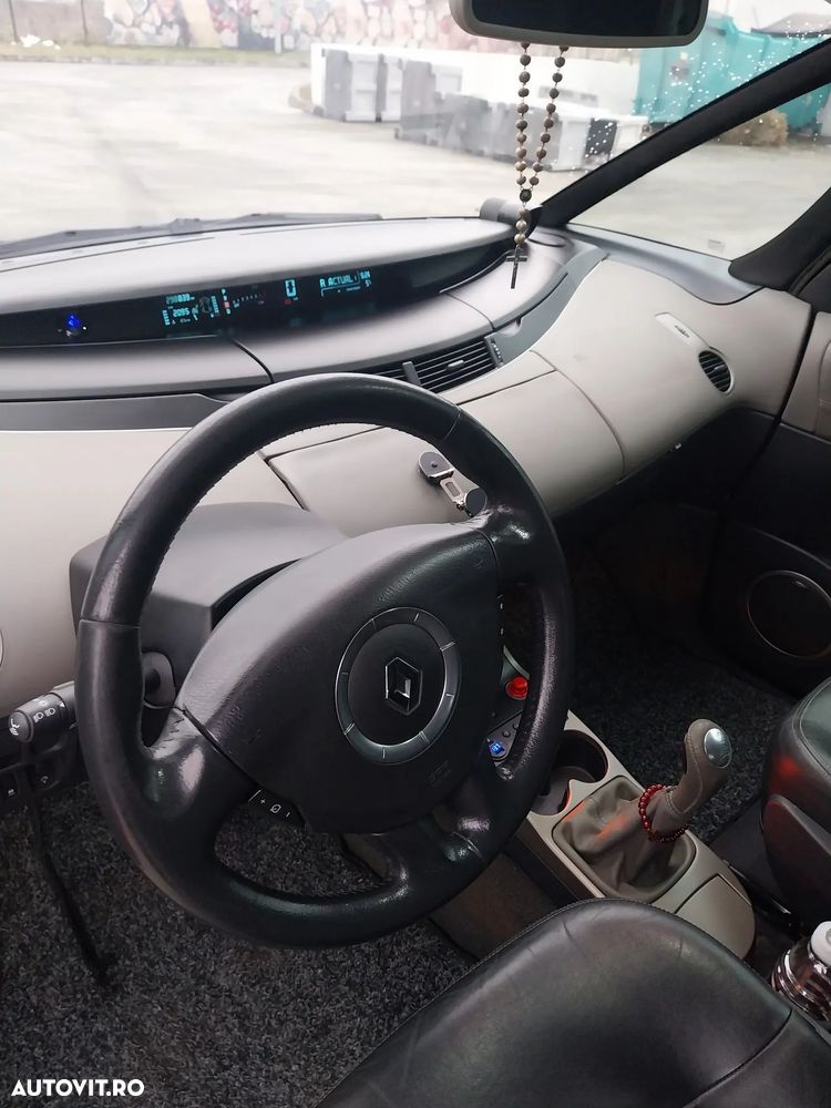 Renault Espace - 8