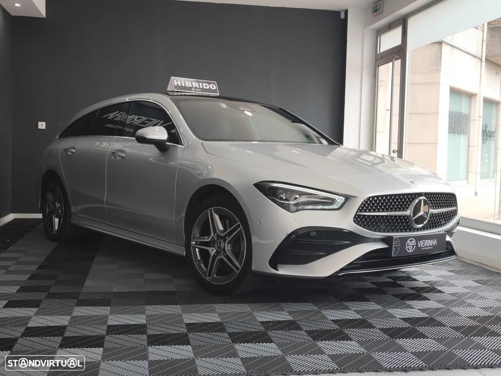 Mercedes-Benz CLA 250 e Shooting Brake AMG Line - 11