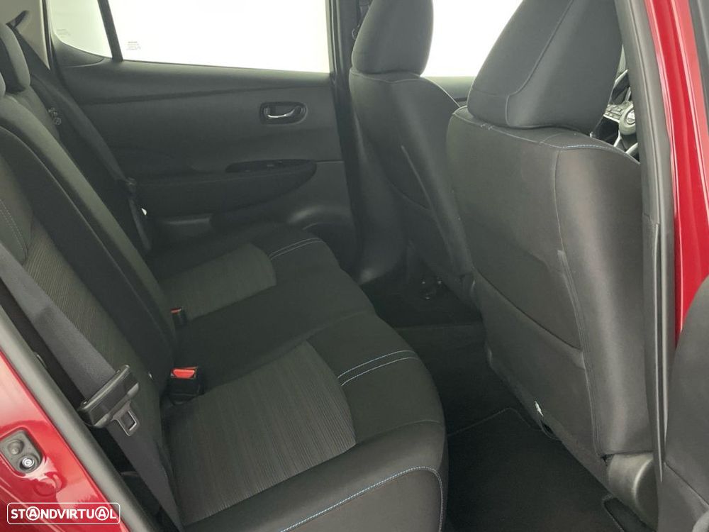 Nissan Leaf N-Connecta - 24