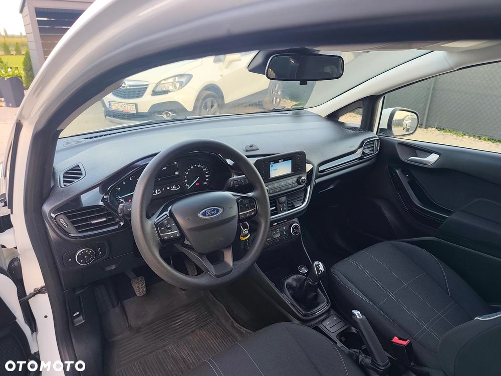 Ford Fiesta 1.1 S&S COOL&CONNECT - 12