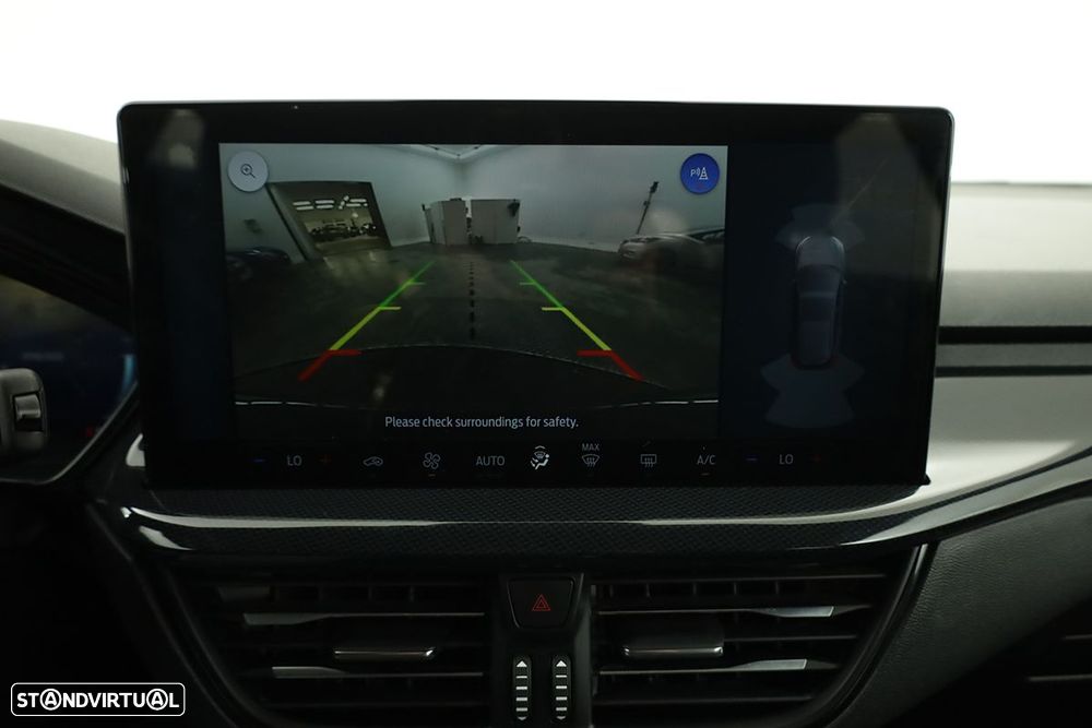 Ford Focus 1.0 EcoBoost MHEV ST-Line - 13