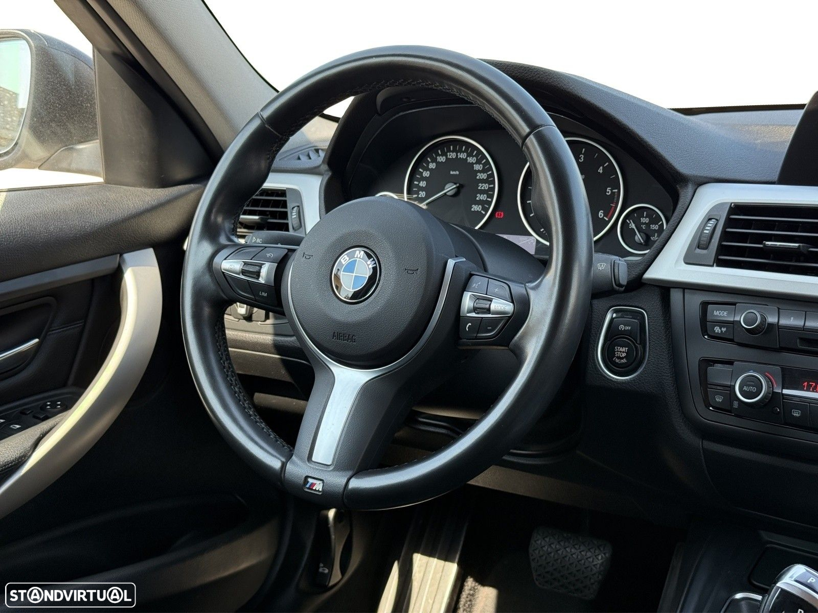 BMW 318 d Touring Auto - 18