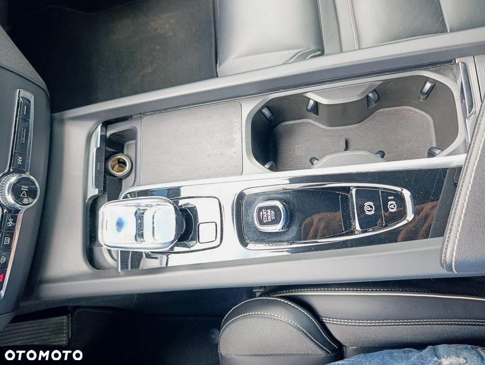 Volvo XC 60 - 37