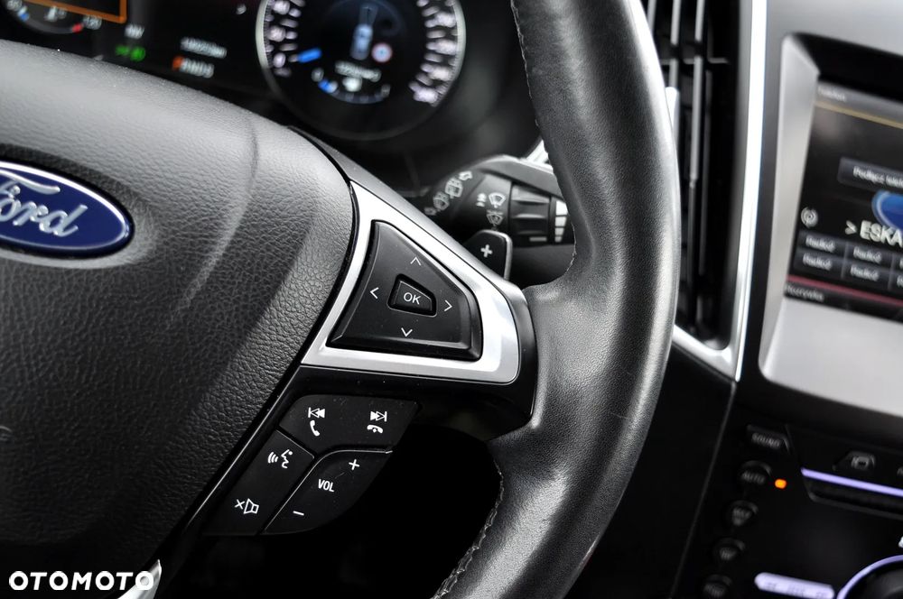 Ford S-Max - 30