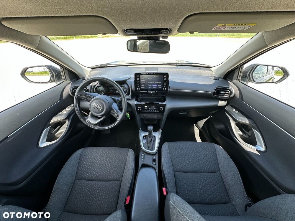 Toyota Yaris Cross Hybrid 1.5 Comfort - 16