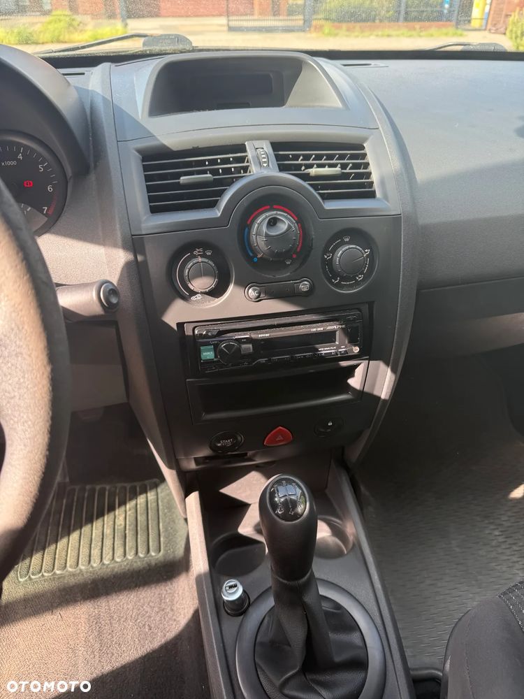 Renault Megane - 17