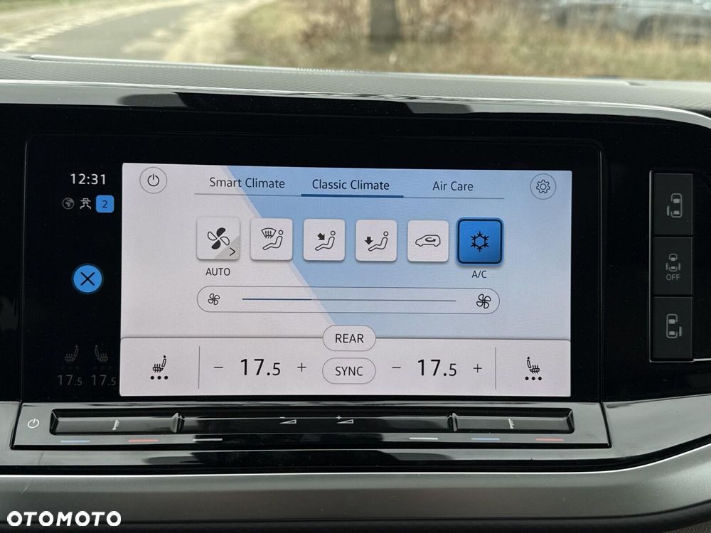 Volkswagen Multivan 2.0 TSI L2 Style DSG - 27