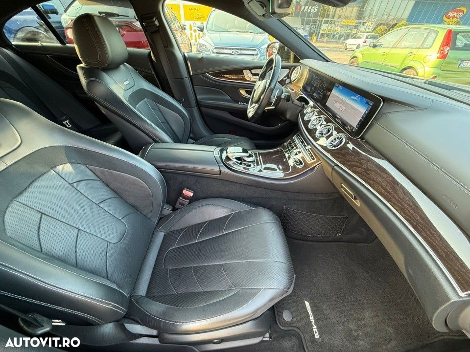 Mercedes-Benz CLS AMG 53 4MATIC Aut - 13