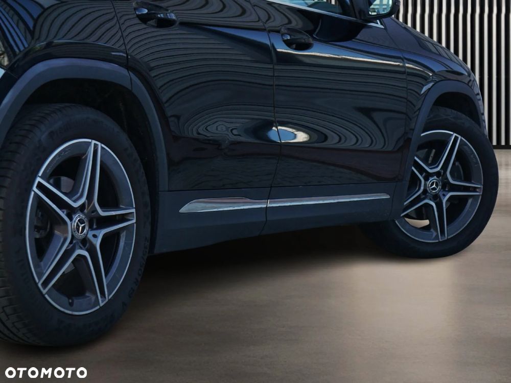Mercedes-Benz GLA 200 AMG Line - 11