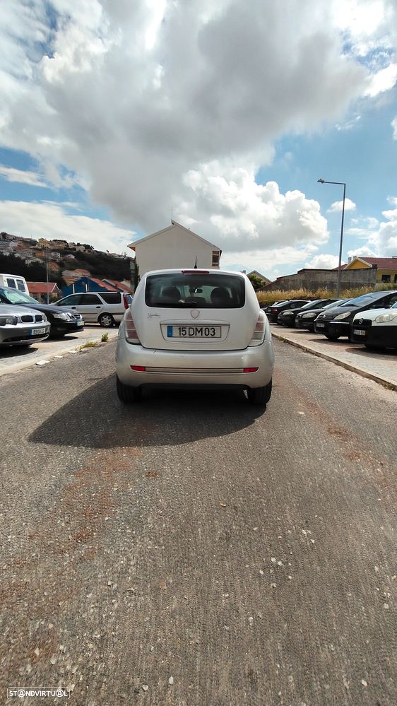 Lancia Ypsilon - 6