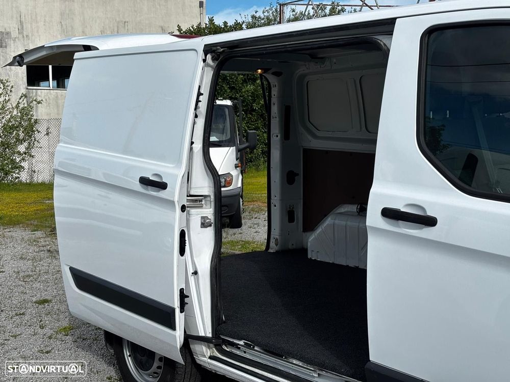Ford Transit Custom 260L1 2.0 TDCi H1-Tecto Baixo Ambiente - 12