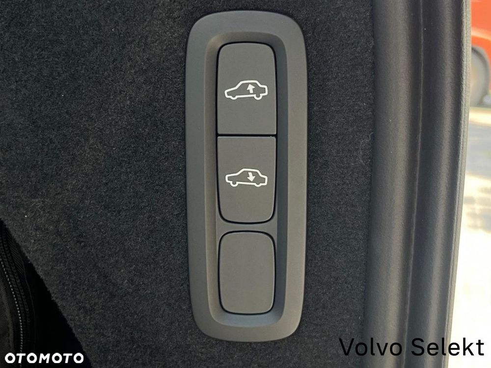Volvo XC 90 - 35