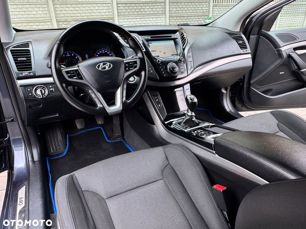 Hyundai i40 Kombi 1.6 Trend - 16