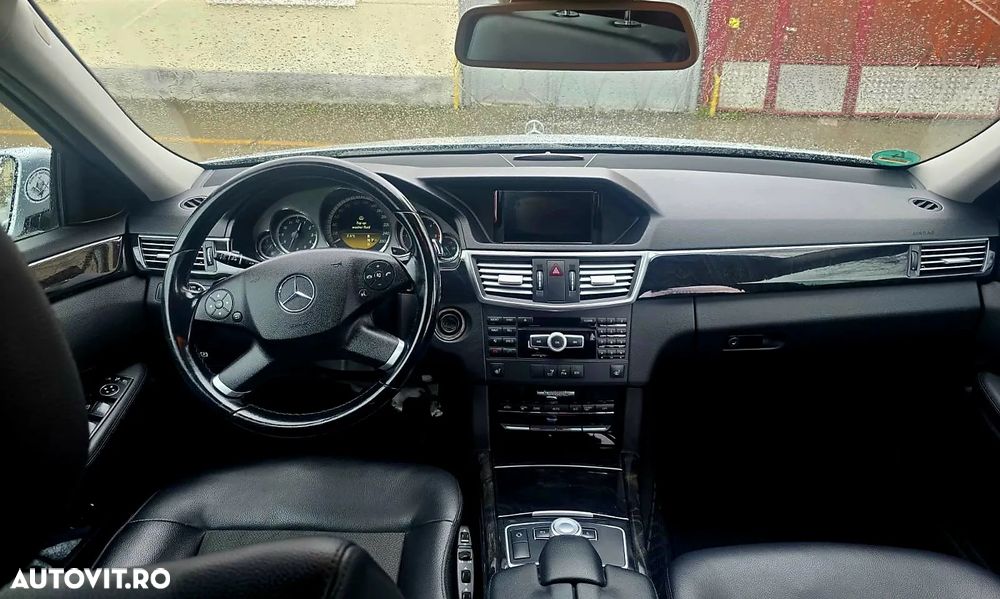 Mercedes-Benz E 220 CDI BlueEfficiency Aut - 13