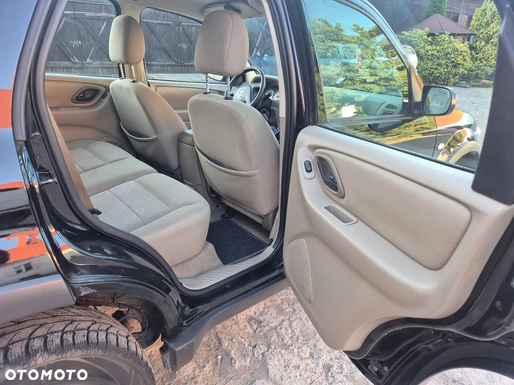 Ford Maverick 2.3 - 12