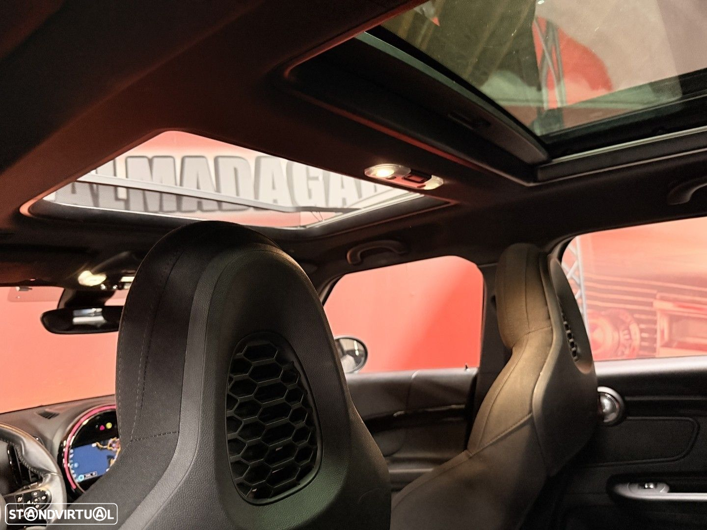 MINI Countryman Cooper SE Premium P. JCW Auto - 30
