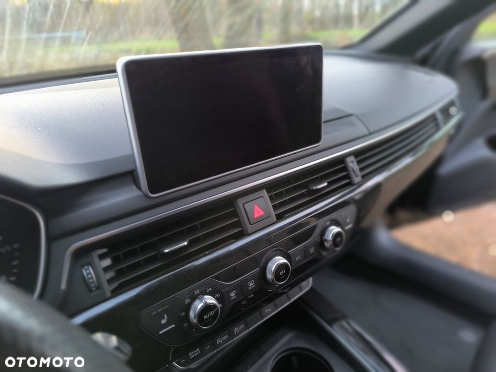 Audi A4 Avant 2.0 TFSI ultra Sport - 23