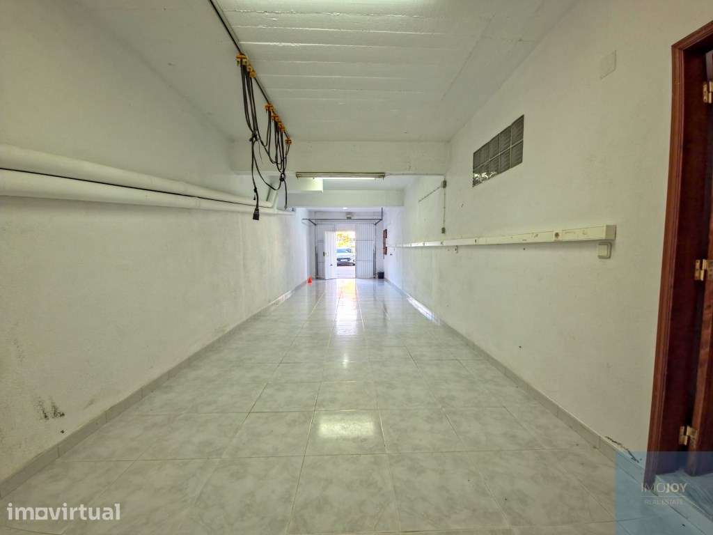 Garagem na Abrunheira - Grande imagem: 3/11