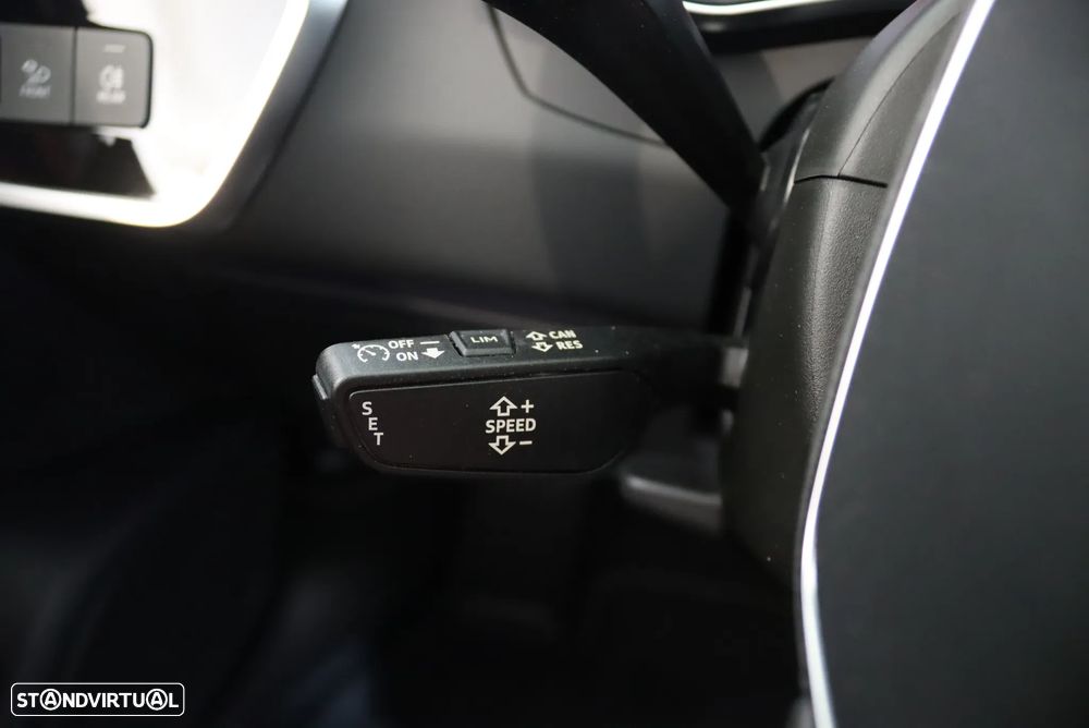 Audi A6 Avant 40 TDI Design S tronic - 15