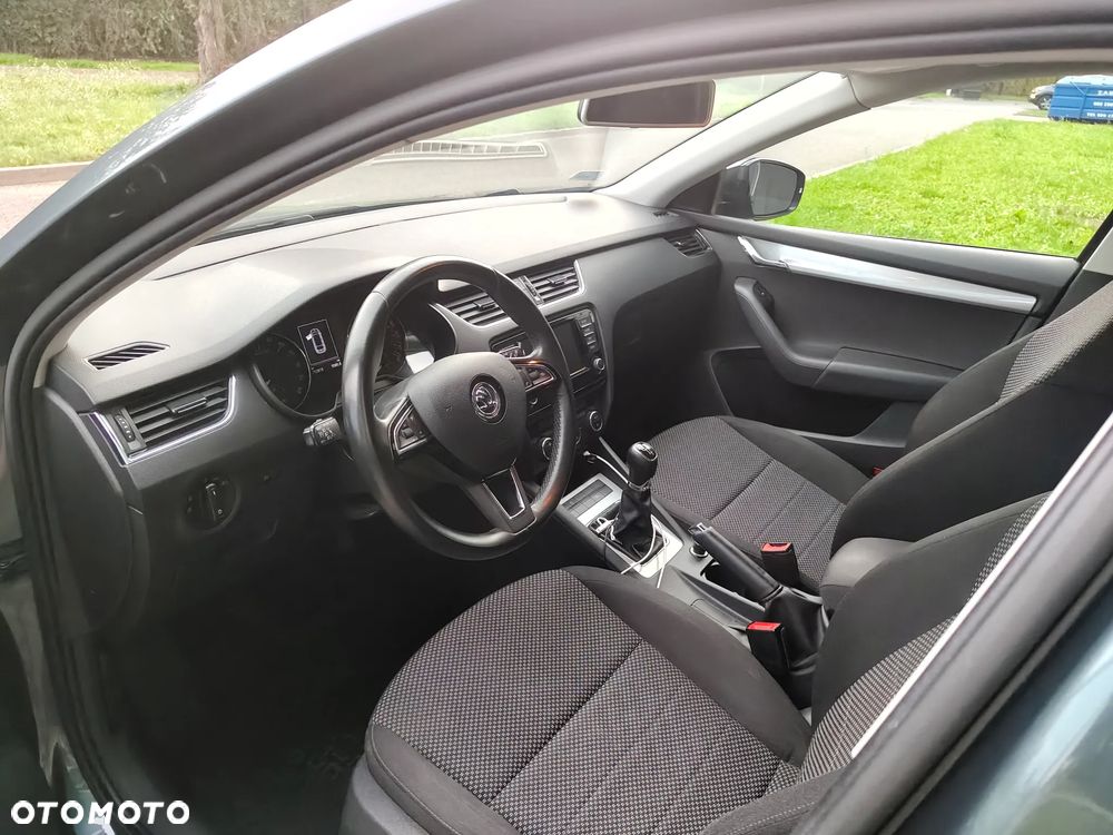 Skoda Octavia 1.6 TDI Ambition - 11
