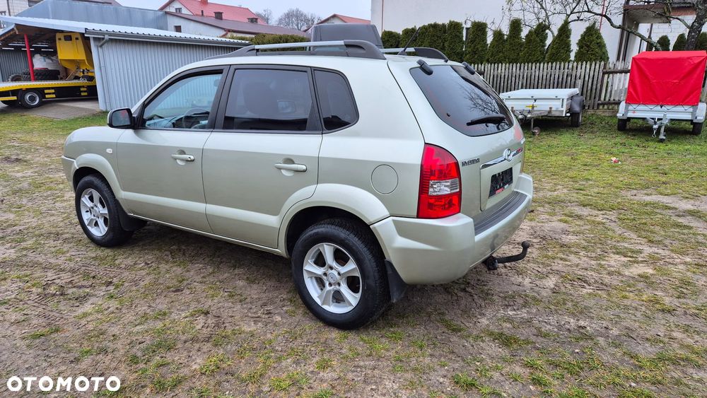 Hyundai Tucson 2.0 2WD GLS - 4