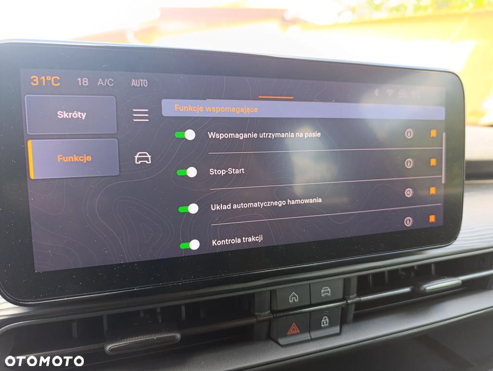 Jeep Avenger 1.2 GSE T3 Turbo-Benzin GDI Summit - 13