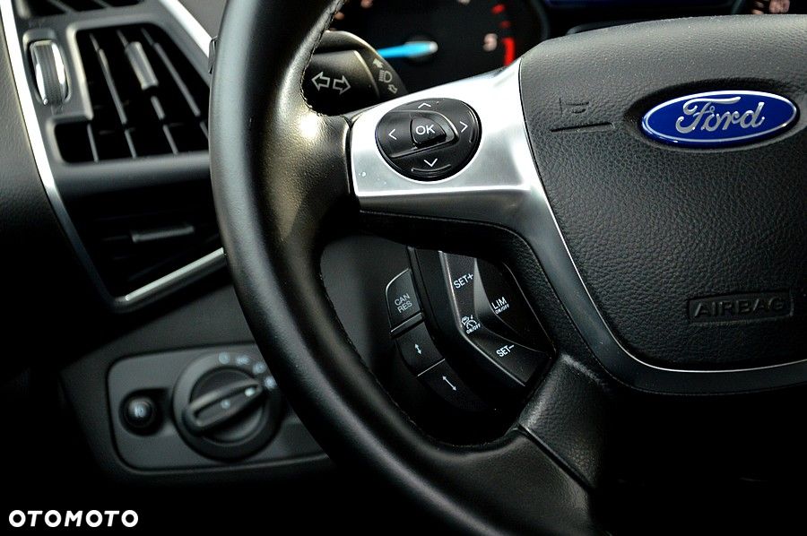 Ford Kuga 2.0 TDCi Individual MPS6 - 27