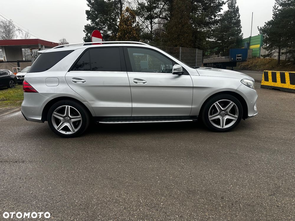 Mercedes-Benz GLE 250 d 4Matic 9G-TRONIC AMG Line - 7