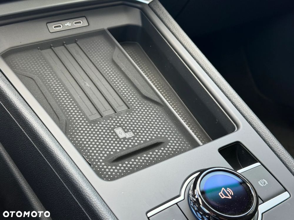 Volkswagen T-Roc 1.5 eTSI Life DSG - 14