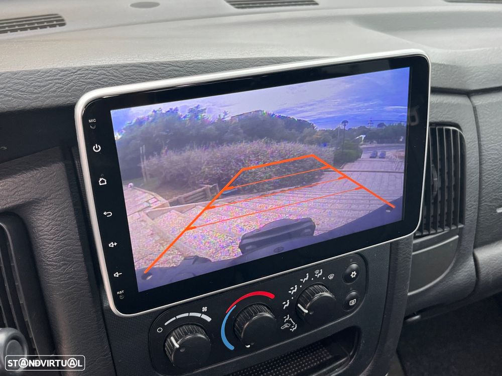 Dodge RAM 2500 5.7L V8 Hemi - 37