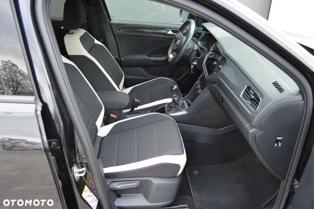 Volkswagen T-Roc - 10