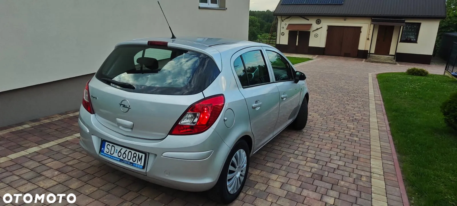 Opel Corsa 1.4 16V Innovation 110 Jahre - 10